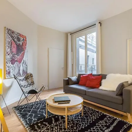 Arbre Sec - Furnished - Downtown Lägenhet