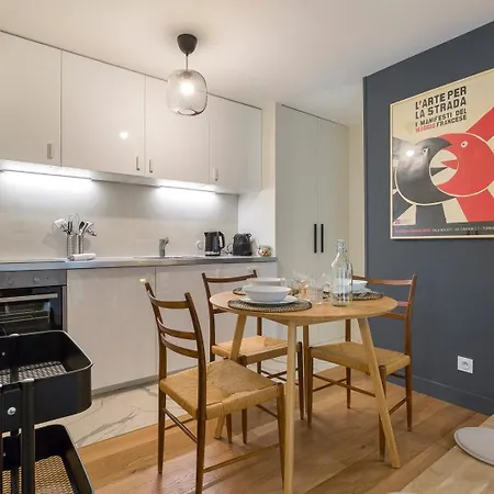Arbre Sec - Furnished - Downtown Lägenhet
