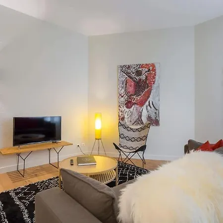 Arbre Sec - Furnished - Downtown Appartement *