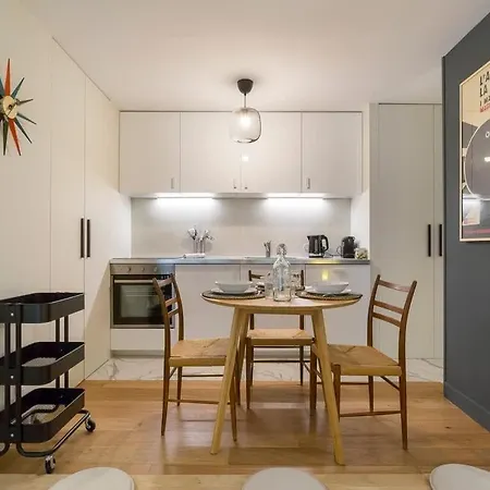 Arbre Sec - Furnished - Downtown Lägenhet